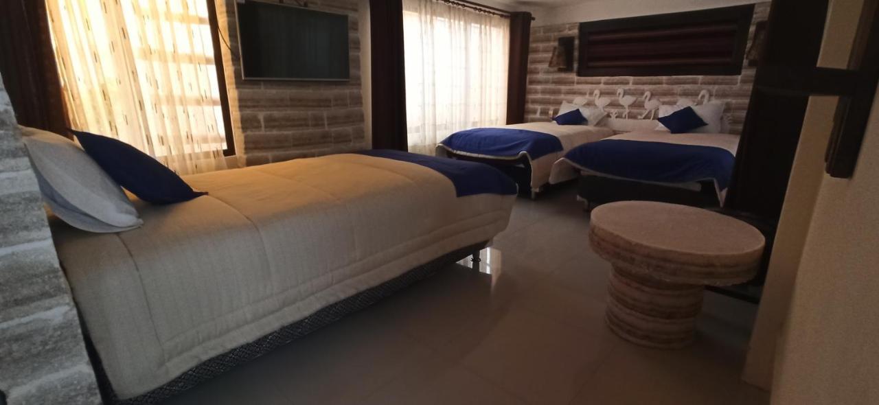 Hotel Kachi De אויוני מראה חיצוני תמונה