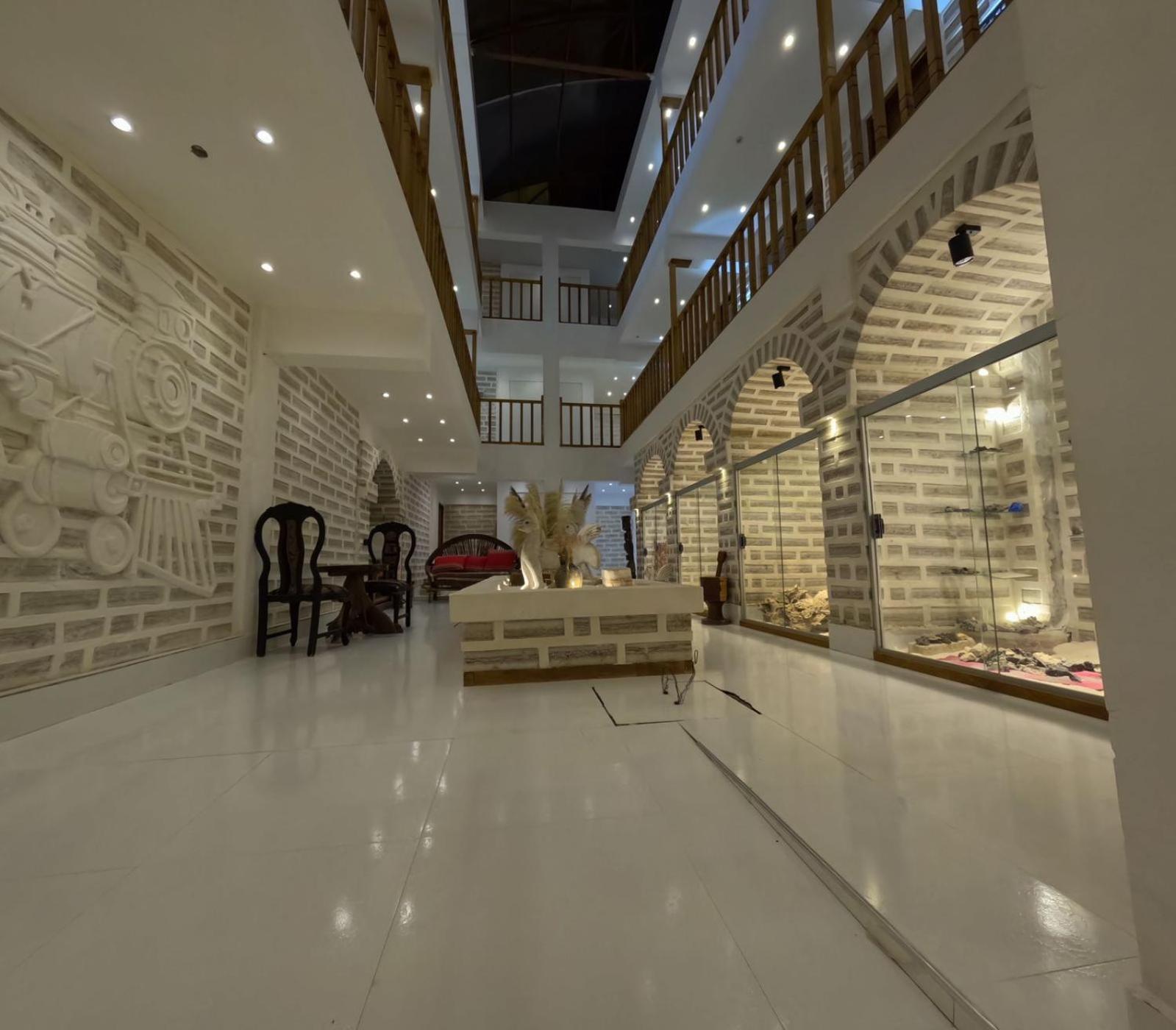 Hotel Kachi De אויוני מראה חיצוני תמונה